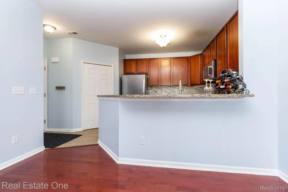 934 W Summerfield Glen Circle Scio Township, MI 48103