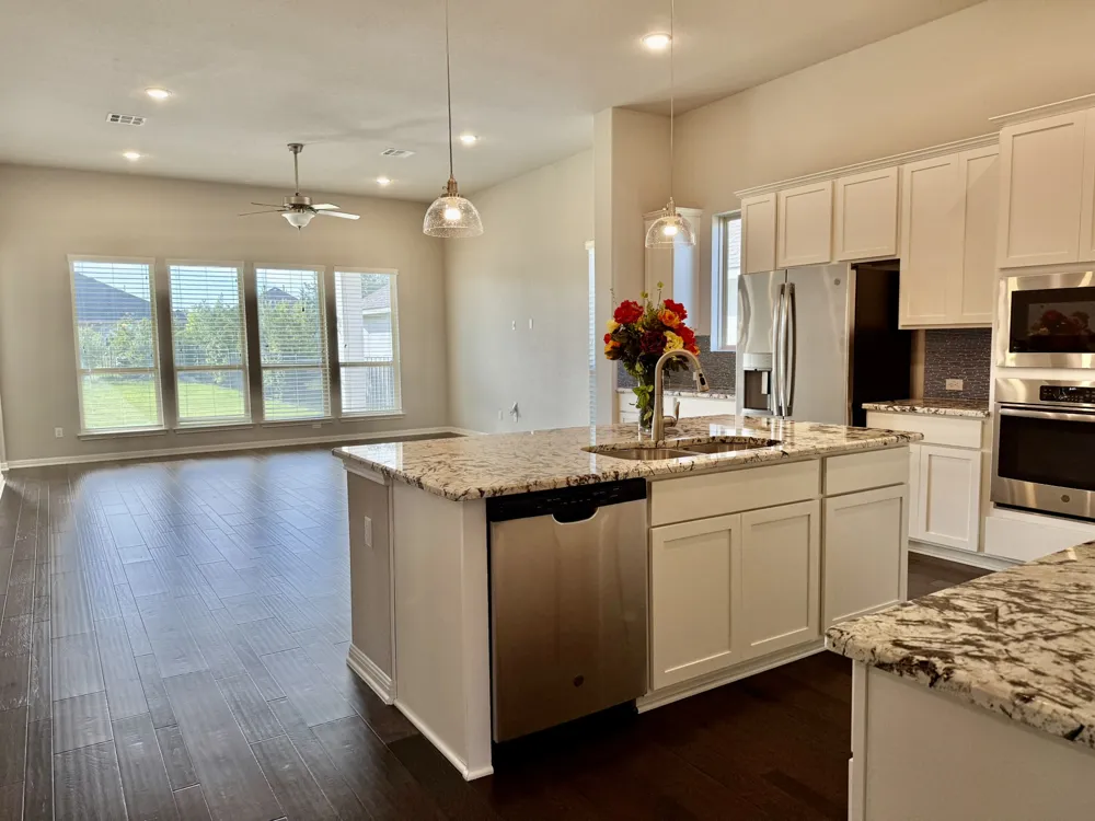 4129 Novella Cove Leander, TX 78641