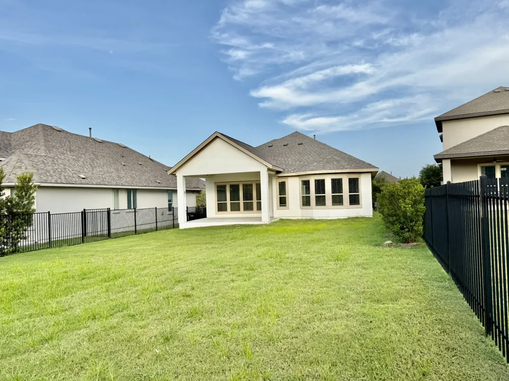 4129 Novella Cove Leander, TX 78641