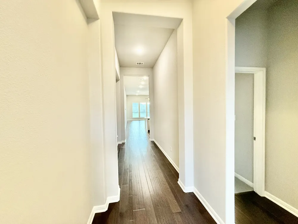 4129 Novella Cove Leander, TX 78641