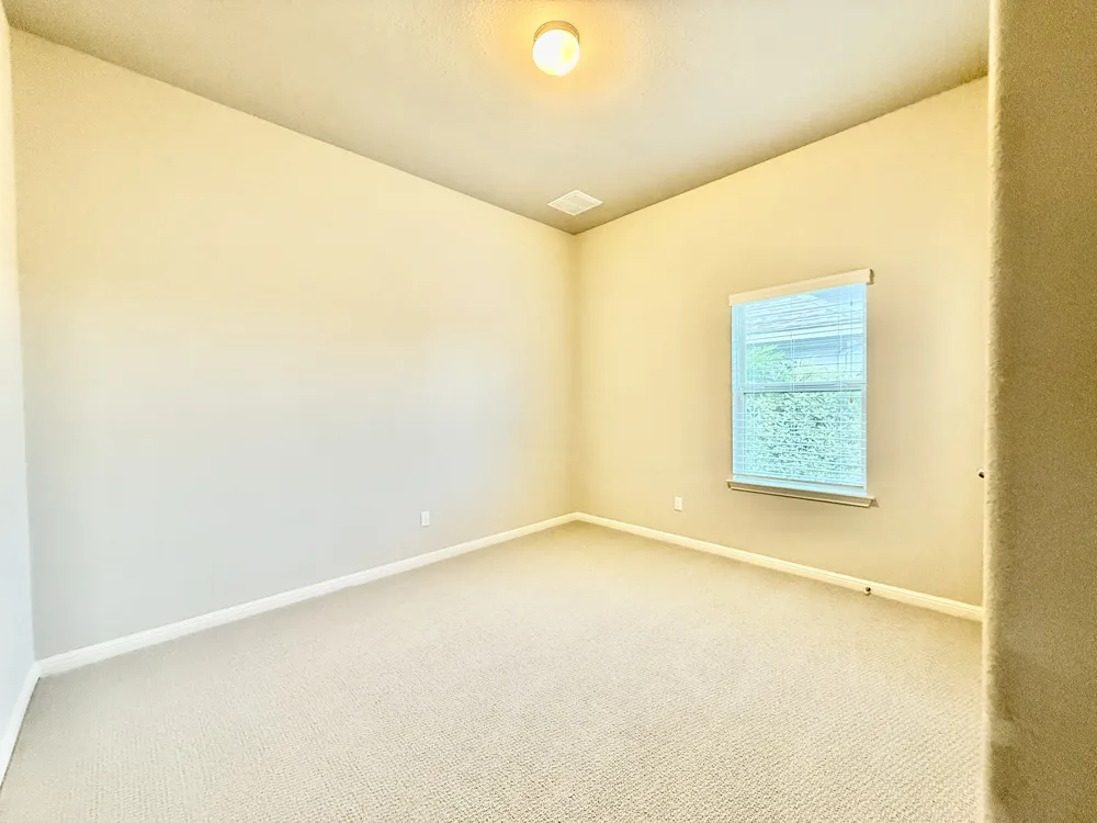 4129 Novella Cove Leander, TX 78641