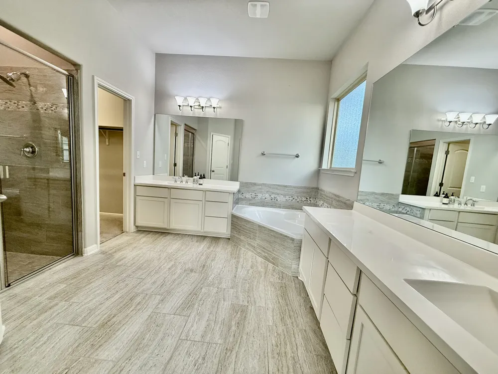4129 Novella Cove Leander, TX 78641