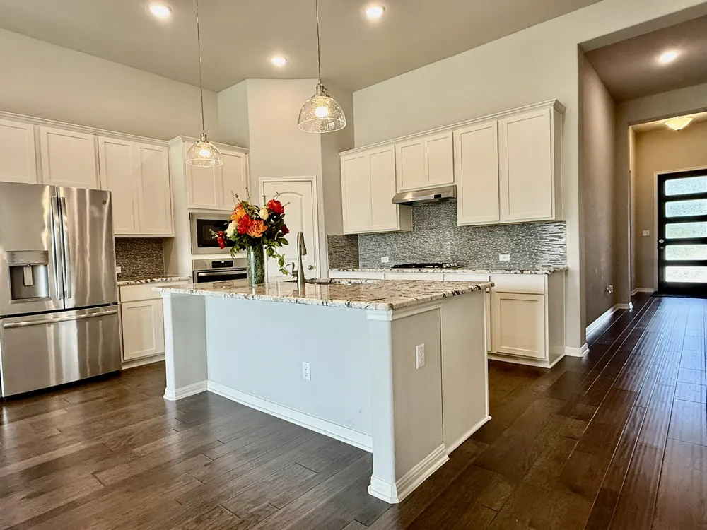 4129 Novella Cove Leander, TX 78641