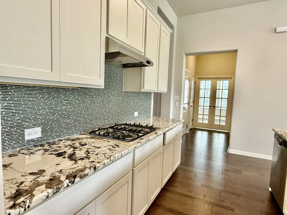 4129 Novella Cove Leander, TX 78641