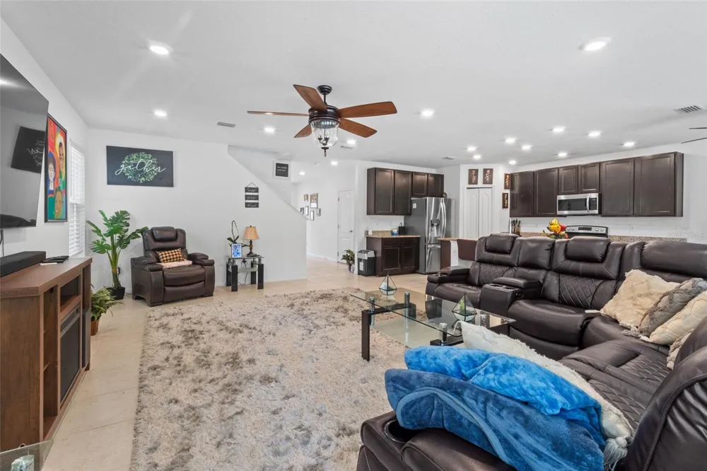 672 NW 247TH TERR Newberry, FL 32669