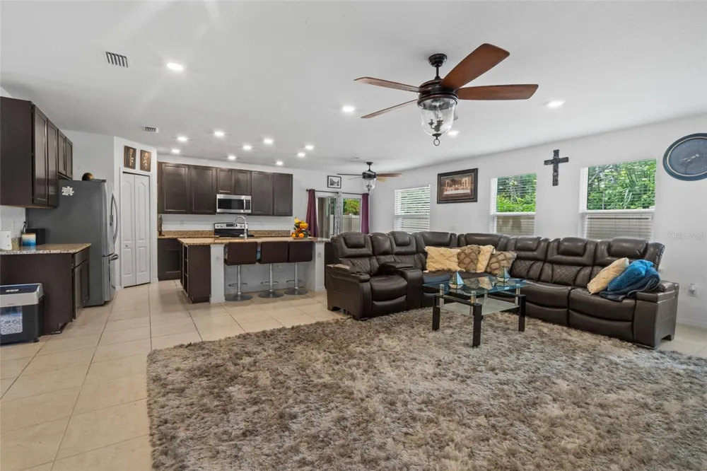 672 NW 247TH TERR Newberry, FL 32669