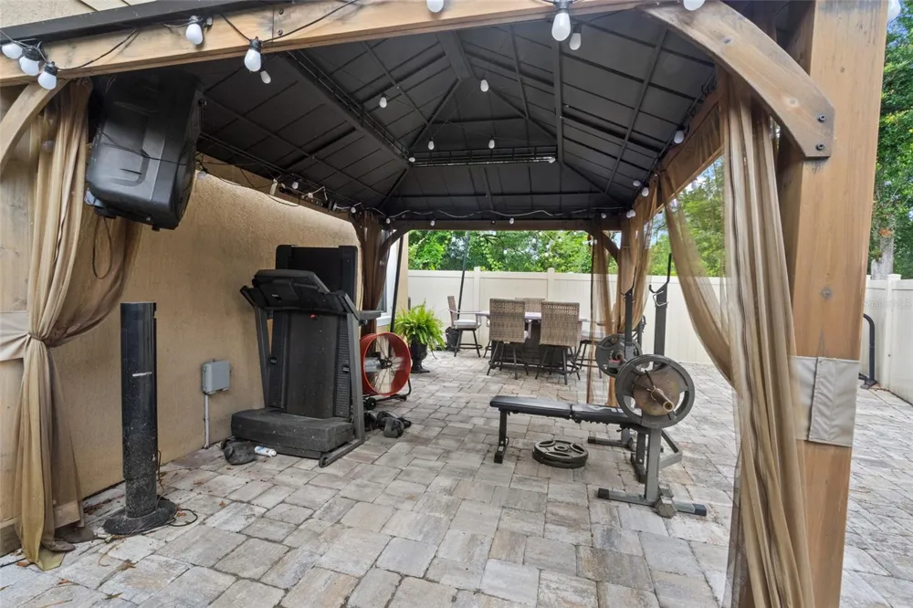 672 NW 247TH TERR Newberry, FL 32669