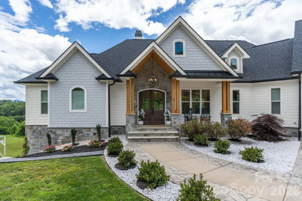 7 Temujin Drive Leicester, NC 28748