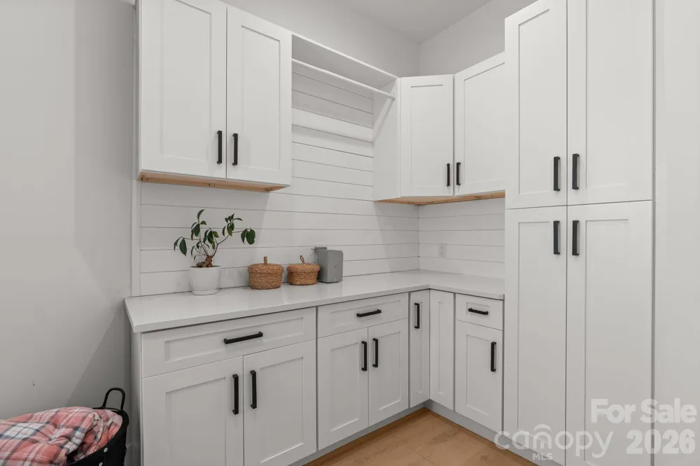 7 Temujin Drive Leicester, NC 28748