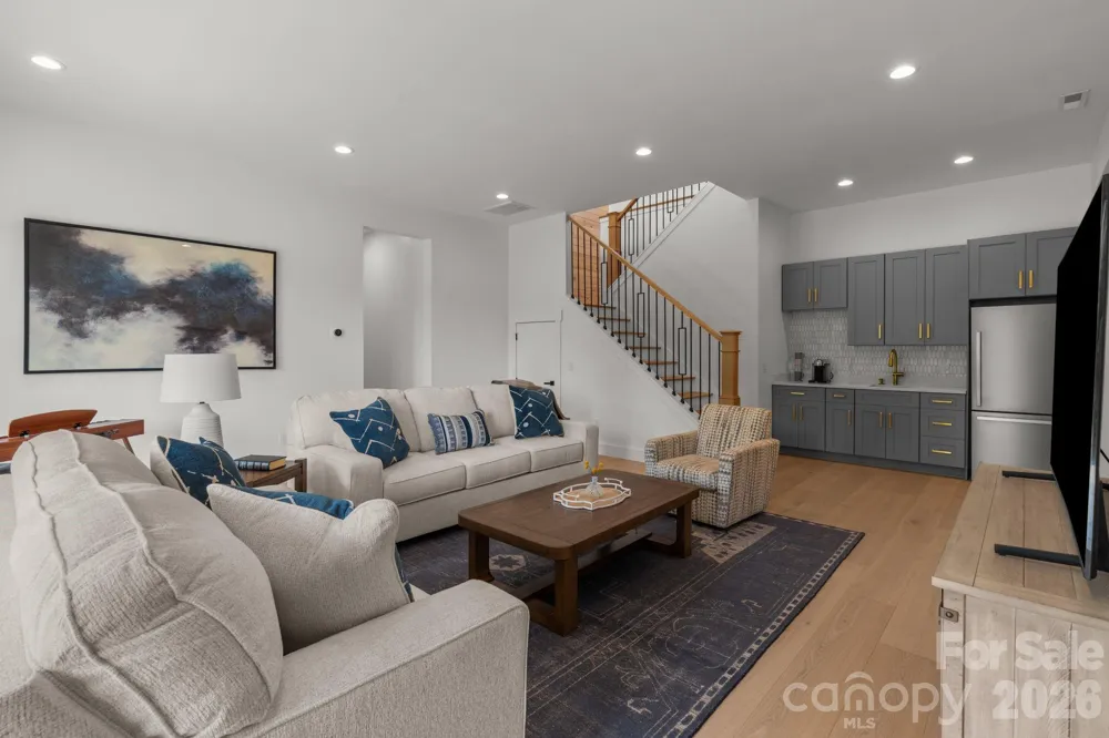 7 Temujin Drive Leicester, NC 28748