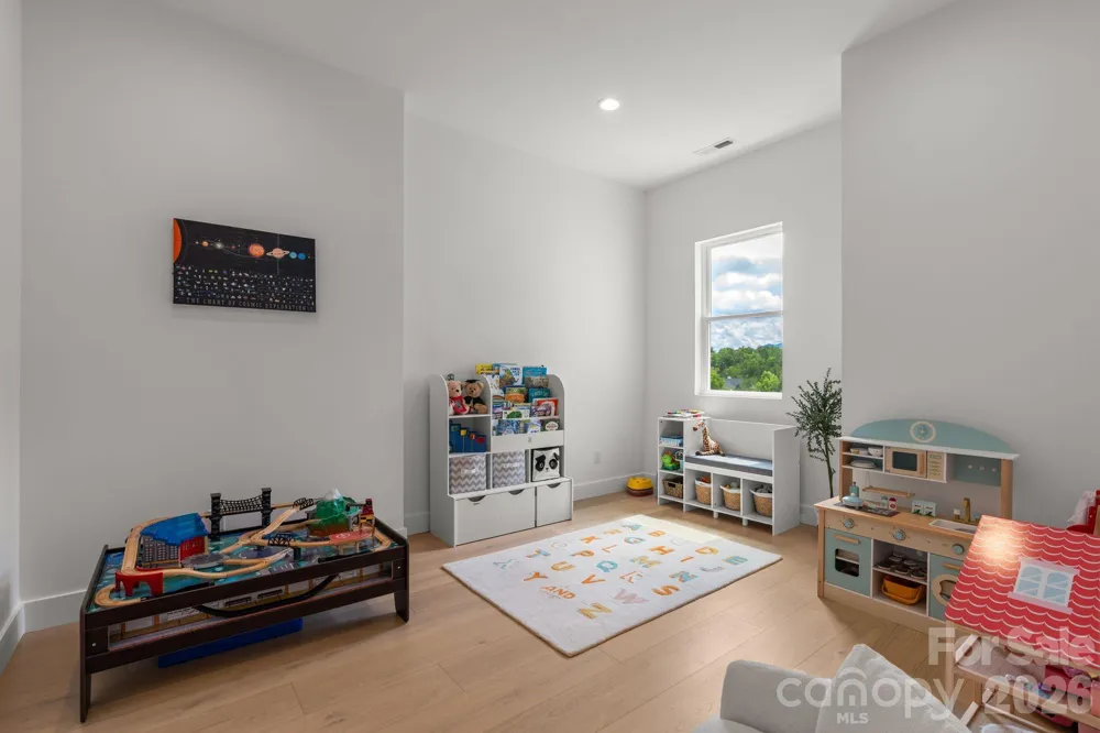 7 Temujin Drive Leicester, NC 28748