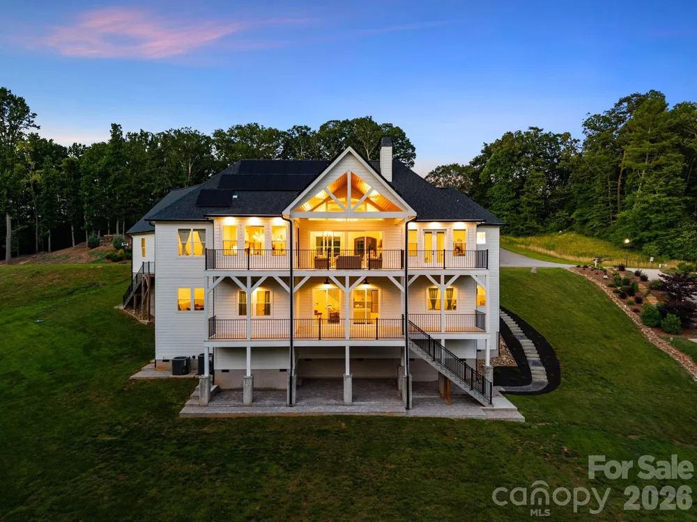 7 Temujin Drive Leicester, NC 28748