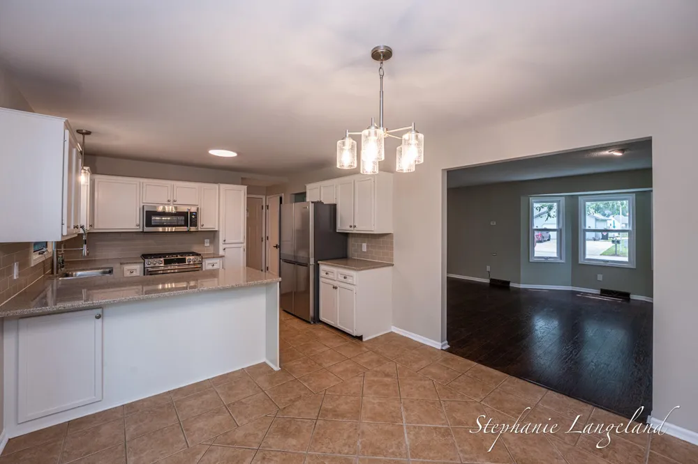 1511 Springbrook Drive Jenison, MI 49428