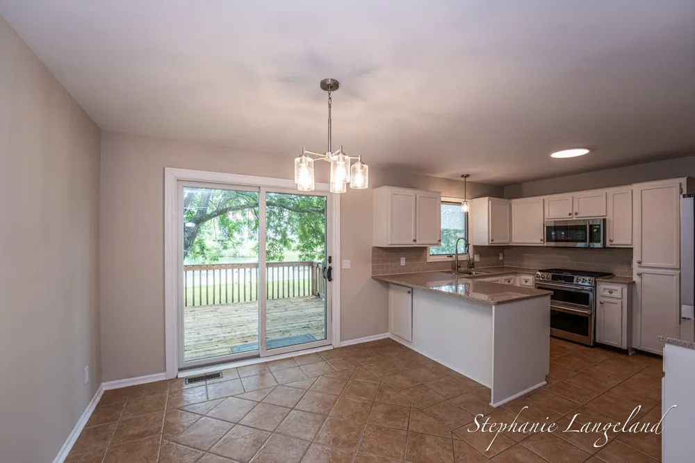 1511 Springbrook Drive Jenison, MI 49428