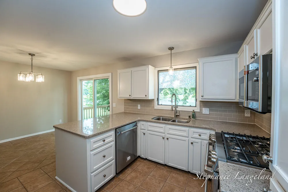 1511 Springbrook Drive Jenison, MI 49428