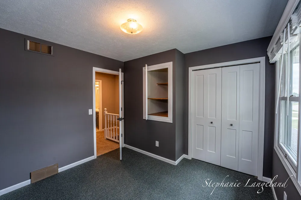 1511 Springbrook Drive Jenison, MI 49428