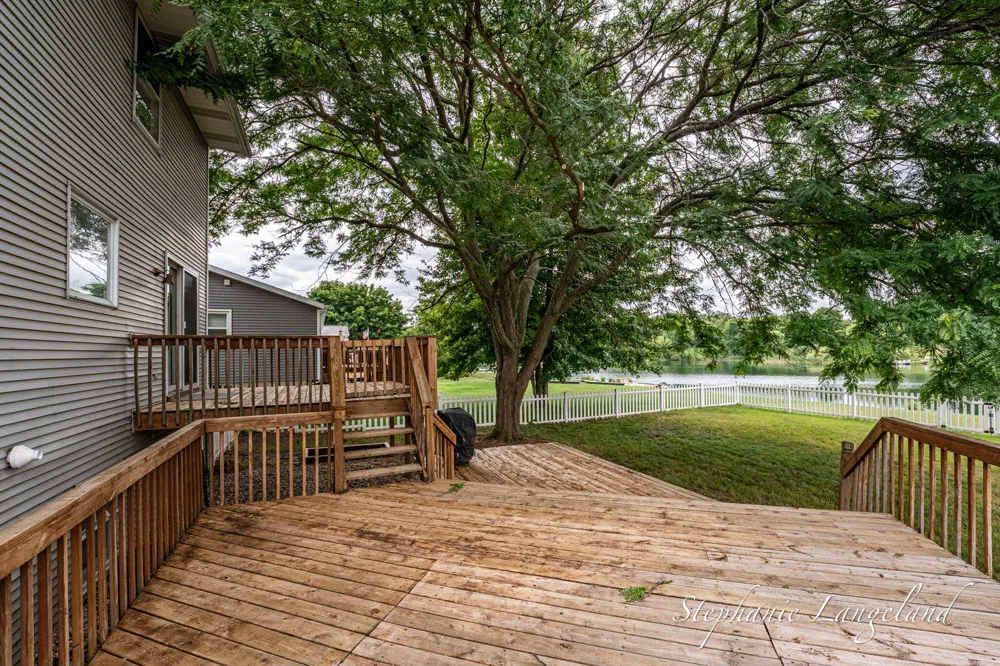 1511 Springbrook Drive Jenison, MI 49428