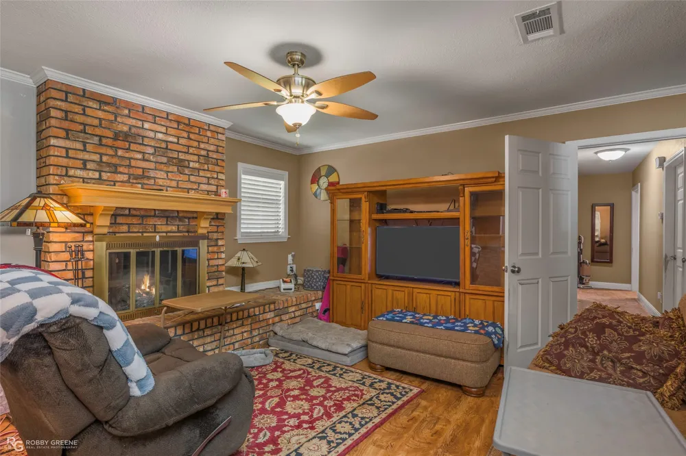 1302 E Todd Street Minden, LA 71055