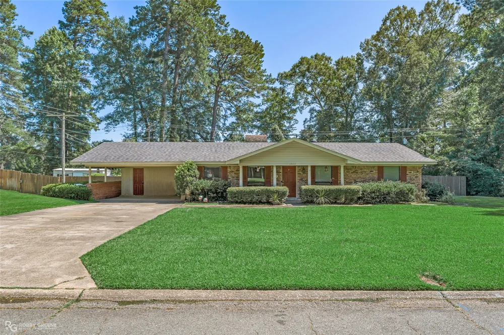 1302 E Todd Street Minden, LA 71055