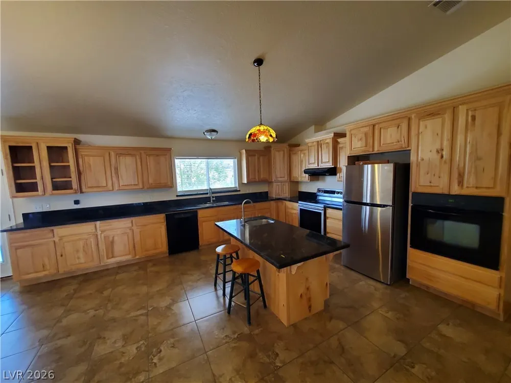 5272 Truman Lane Caliente, NV 89008