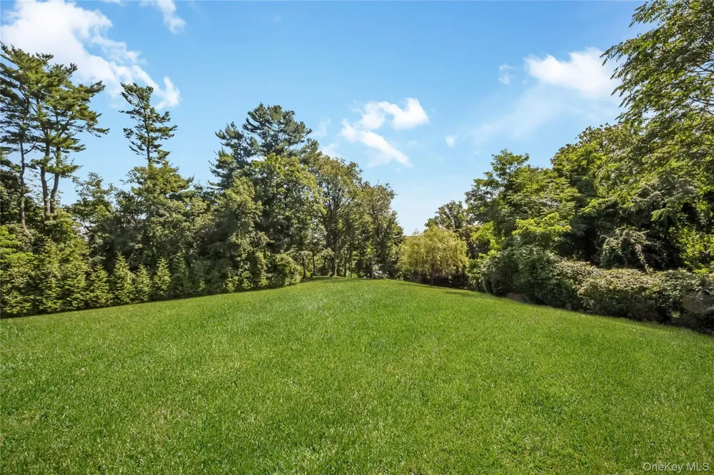 314 Mill Hill Road Mill Neck, NY 11765