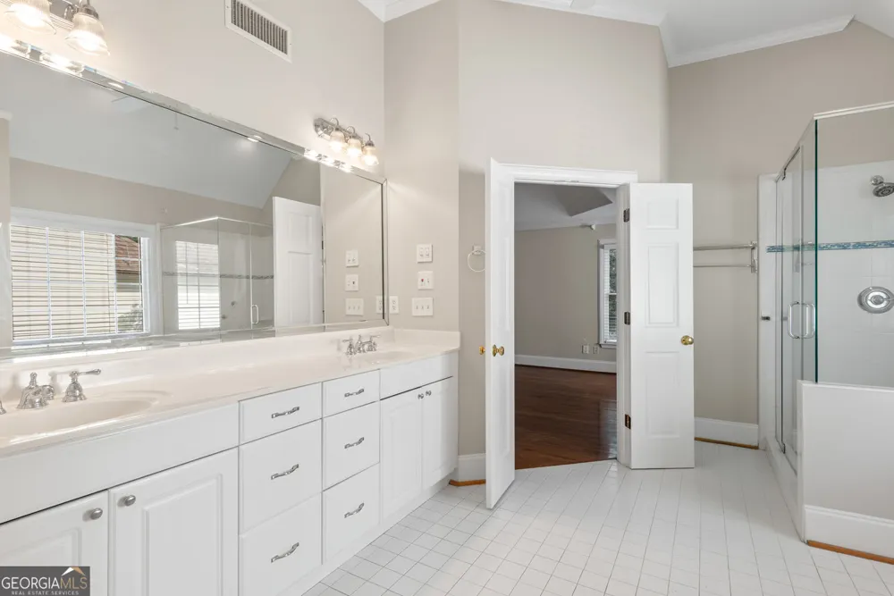 1983 Wellesley TRCE Dunwoody, GA 30338