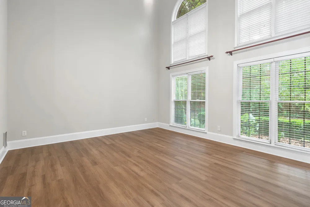 1983 Wellesley TRCE Dunwoody, GA 30338