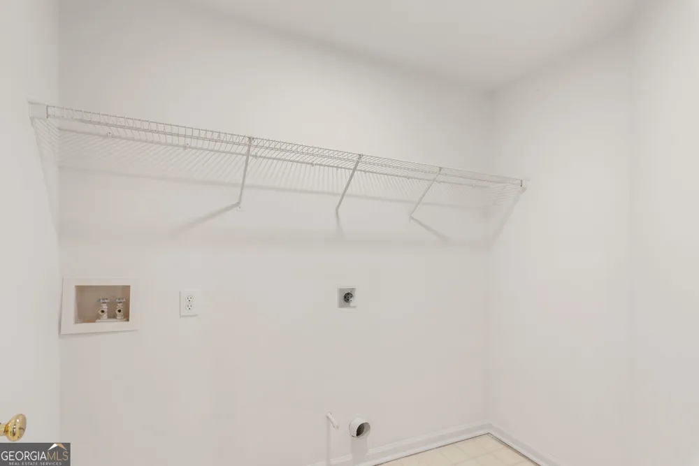 1983 Wellesley TRCE Dunwoody, GA 30338