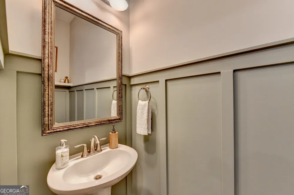 721 Topsail LN Alpharetta, GA 30005
