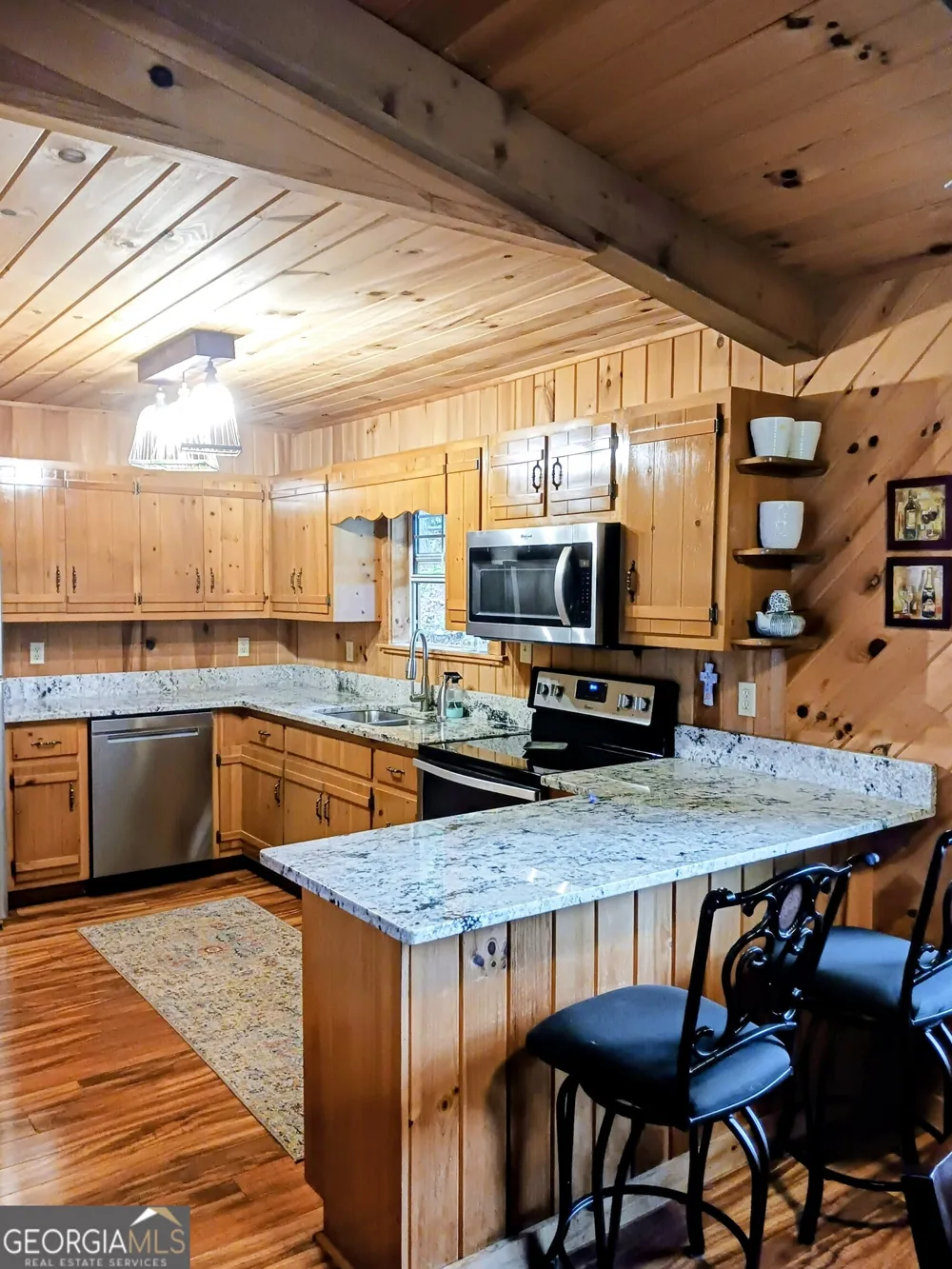 548 Confederate DR Clayton, GA 30525