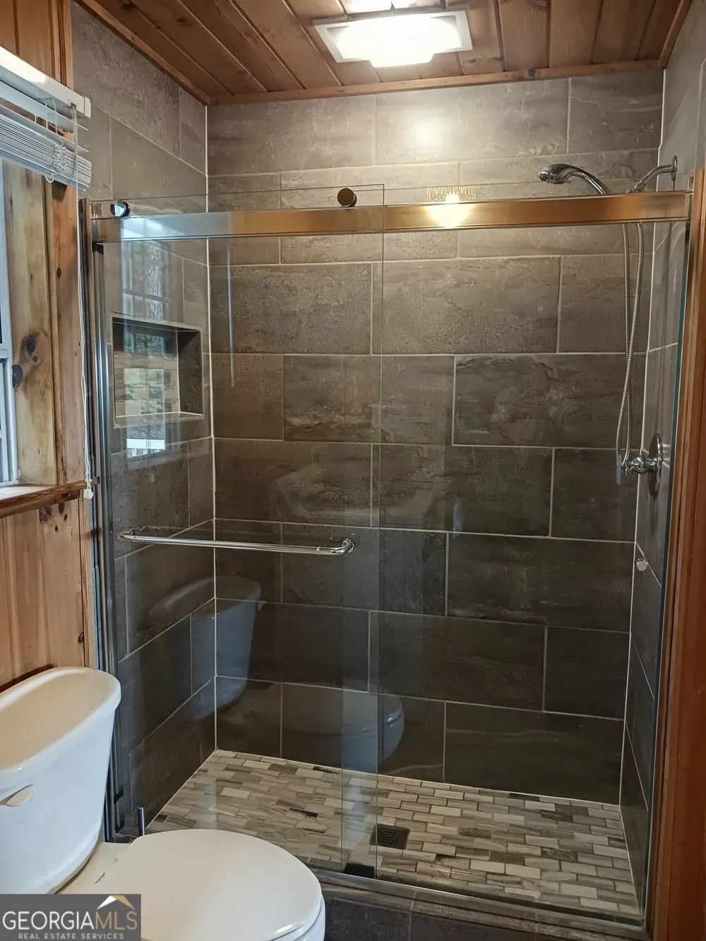548 Confederate DR Clayton, GA 30525