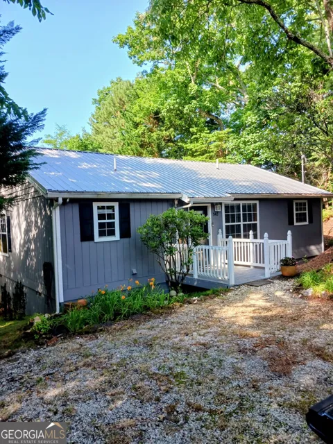 548 Confederate DR