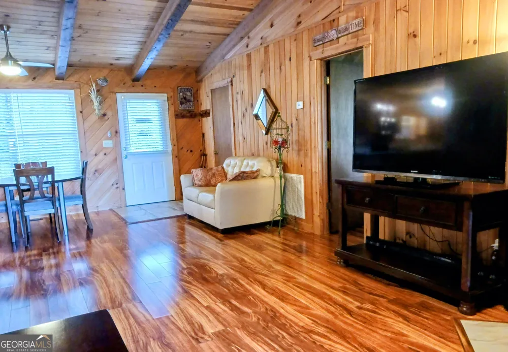 548 Confederate DR Clayton, GA 30525