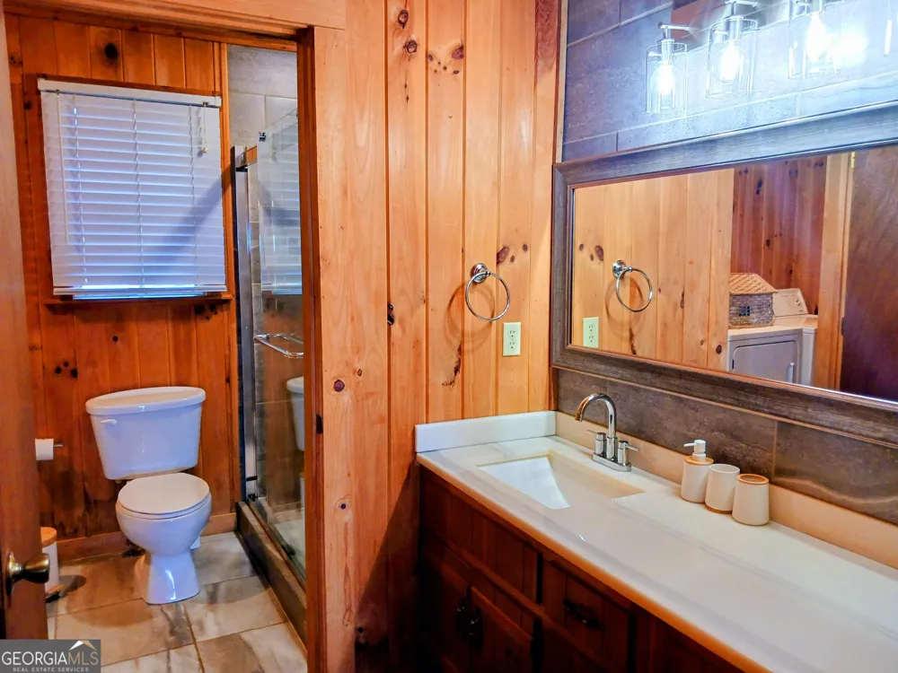 548 Confederate DR Clayton, GA 30525
