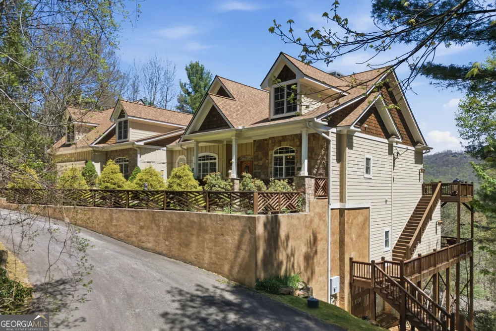 275 E Sugarbush DR Sky Valley, GA 30537