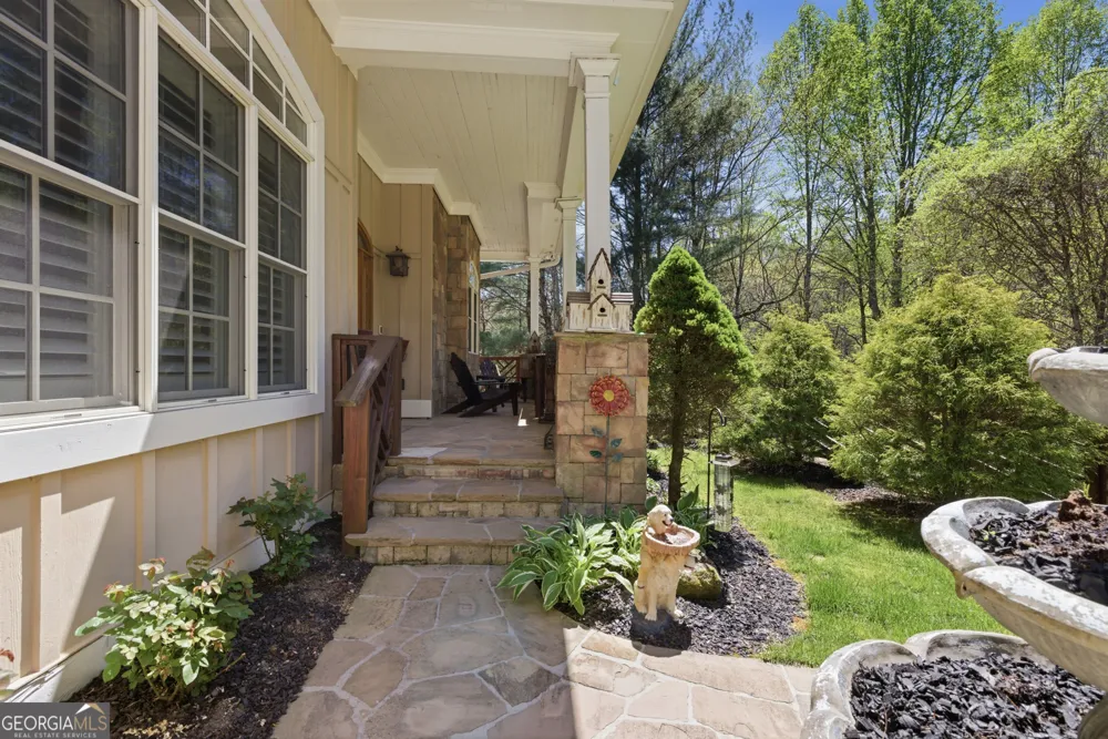 275 E Sugarbush DR Sky Valley, GA 30537
