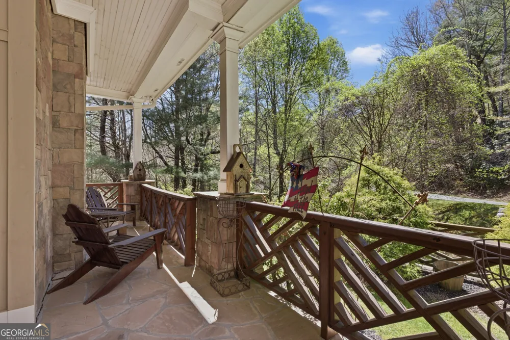 275 E Sugarbush DR Sky Valley, GA 30537