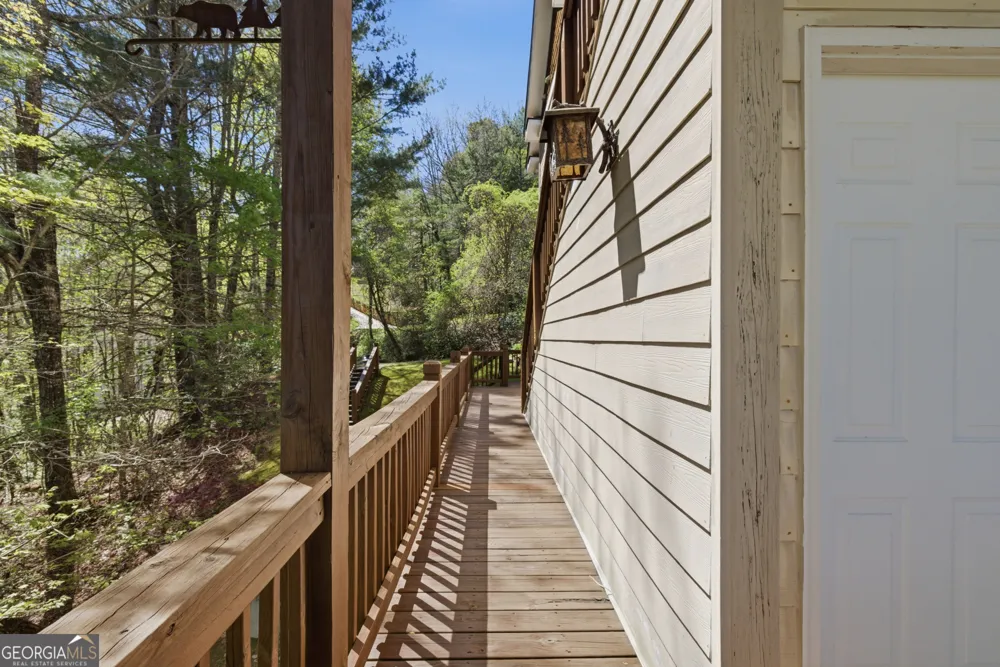 275 E Sugarbush DR Sky Valley, GA 30537