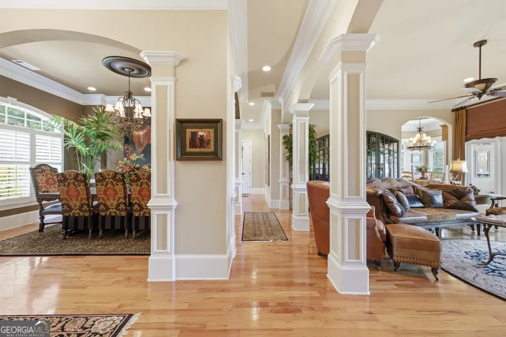275 E Sugarbush DR Sky Valley, GA 30537