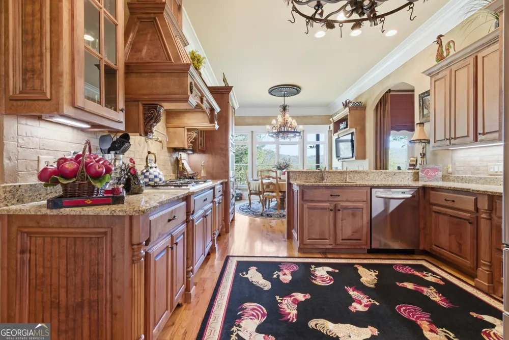 275 E Sugarbush DR Sky Valley, GA 30537
