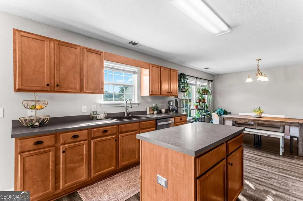 424 Flint DR Rincon, GA 31326