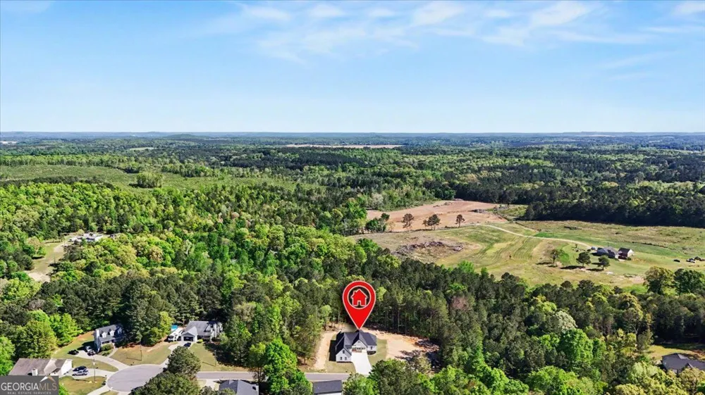 242 Mulberry LN Lindale, GA 30147