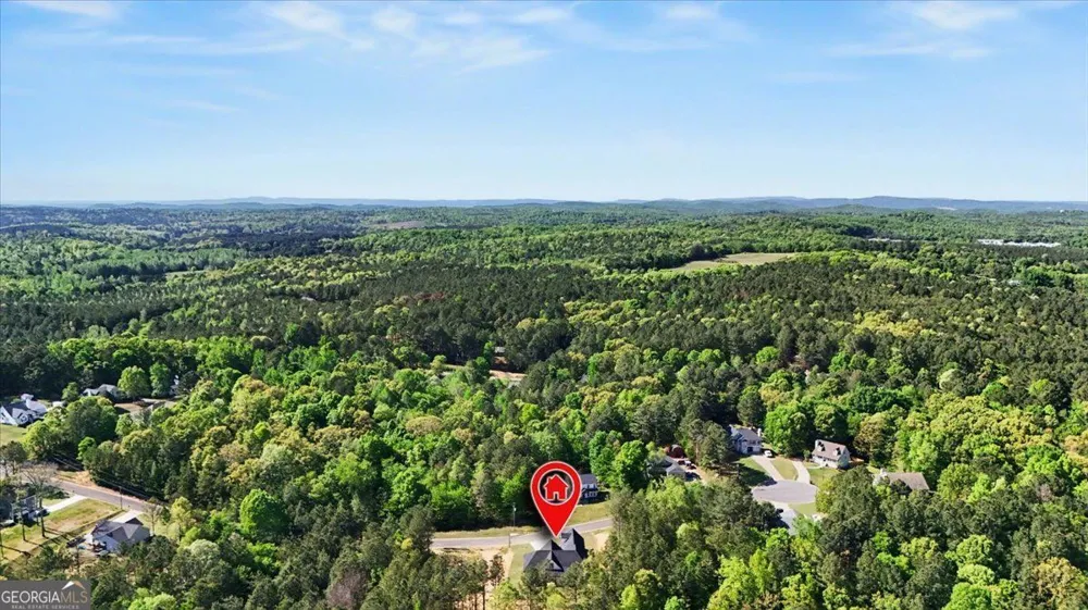 242 Mulberry LN Lindale, GA 30147