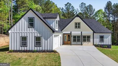 242 Mulberry LN