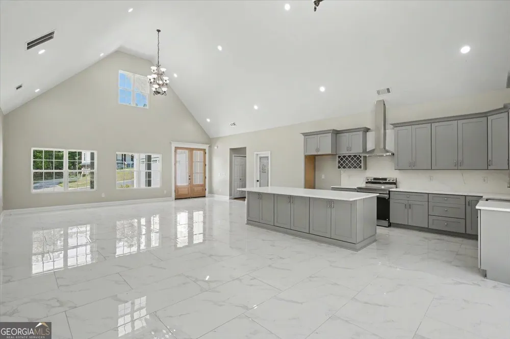 242 Mulberry LN Lindale, GA 30147
