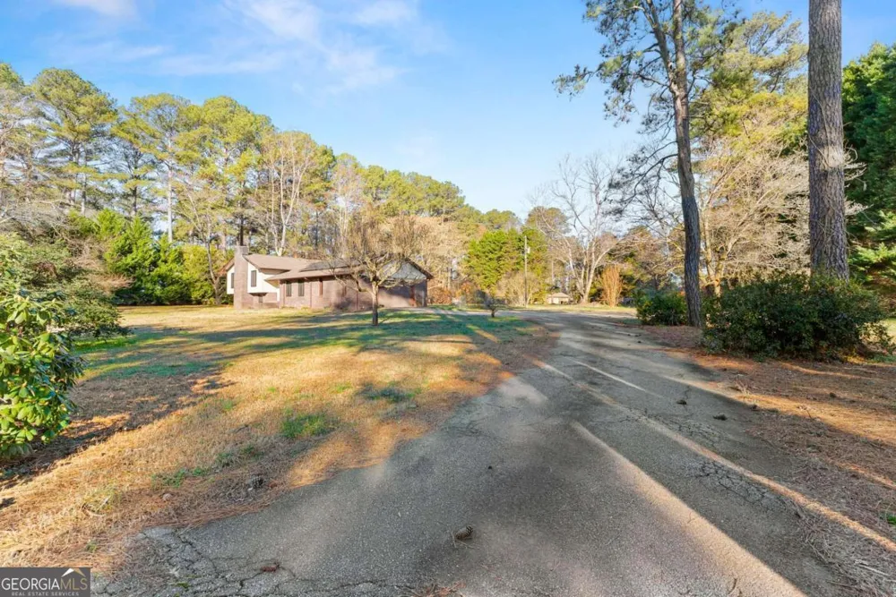 588 Estatohe CIR Toccoa, GA 30577