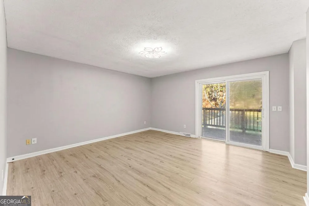 588 Estatohe CIR Toccoa, GA 30577