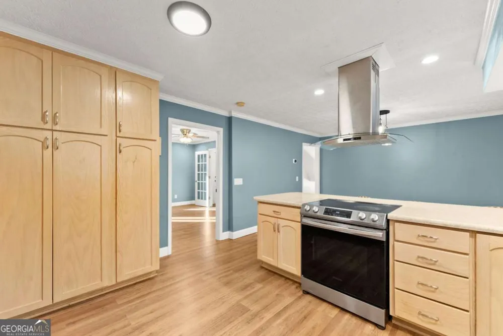 588 Estatohe CIR Toccoa, GA 30577