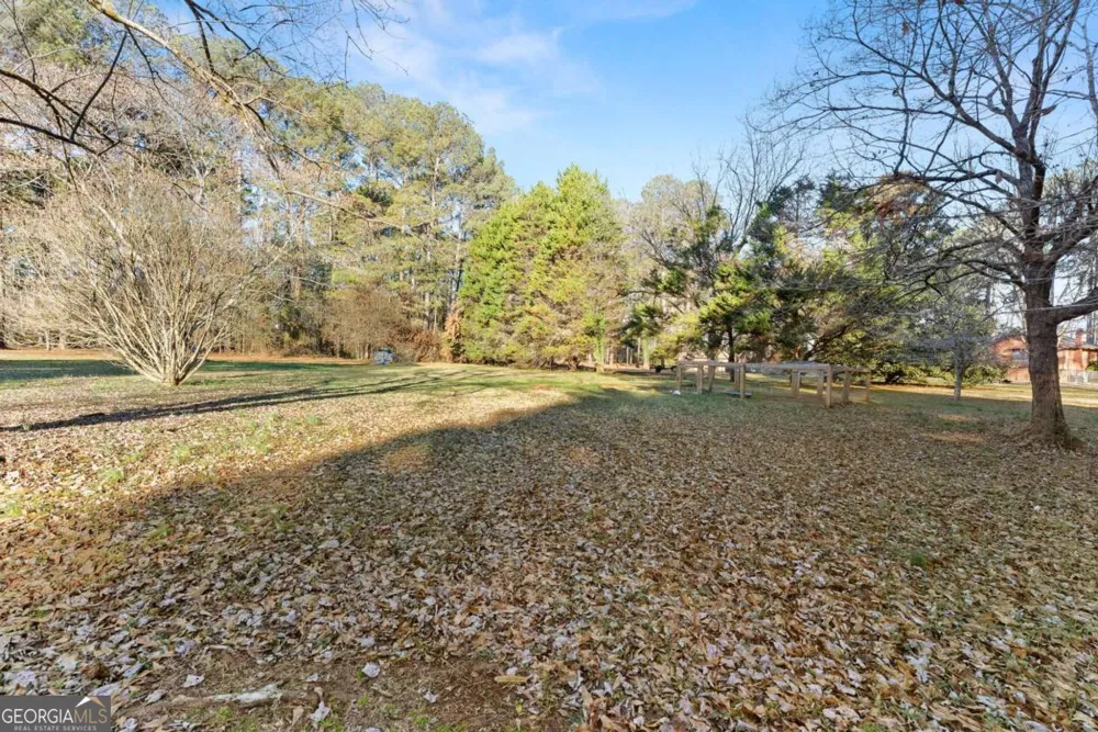 588 Estatohe CIR Toccoa, GA 30577