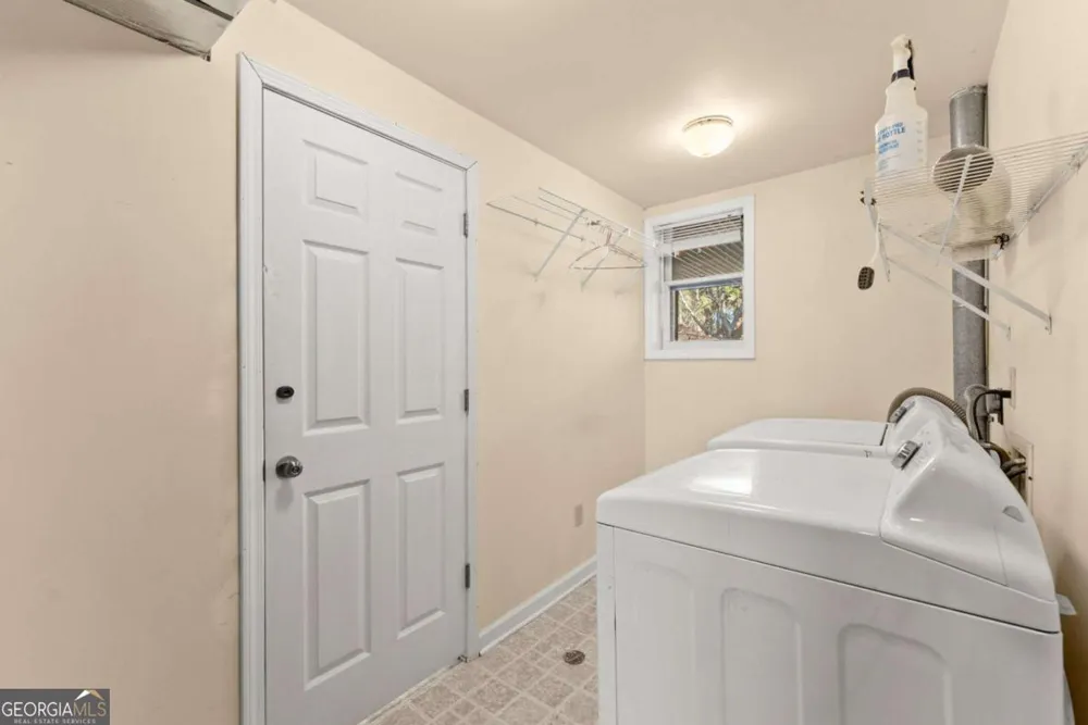 588 Estatohe CIR Toccoa, GA 30577
